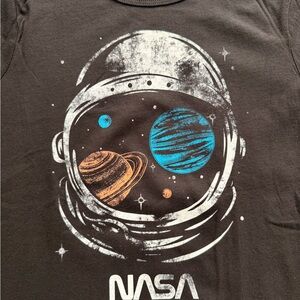 GAP Boys Graphic Long Sleeve T-Shirt - size S (6-7)